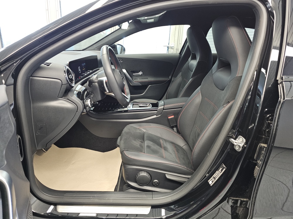 Mercedes-Benz A 200 – Foto 25