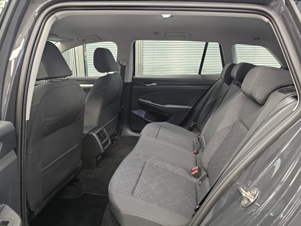 VW Golf Variant – Foto 4
