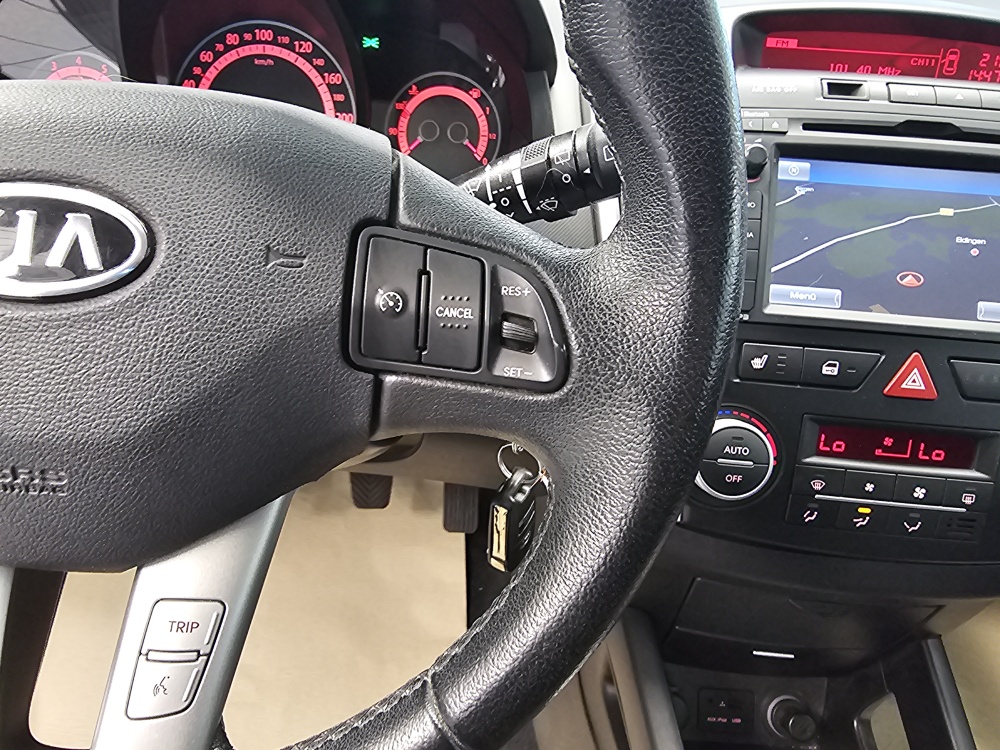 Kia Ceed – Foto 13