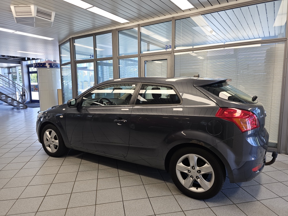 Kia Ceed – Foto 19