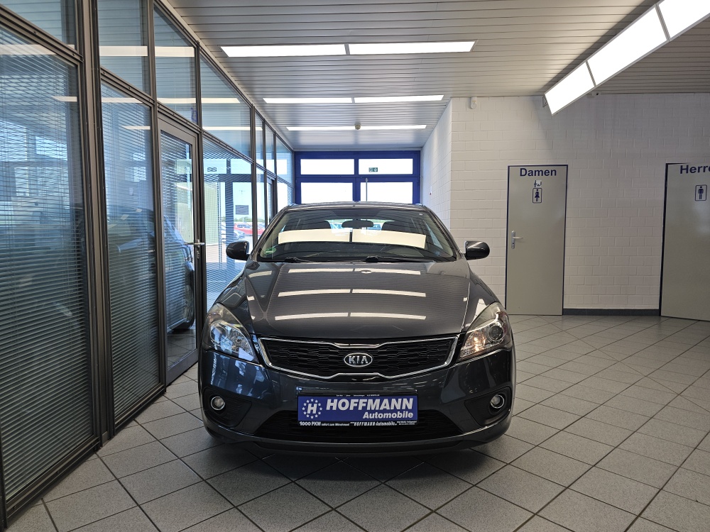 Kia Ceed – Foto 21