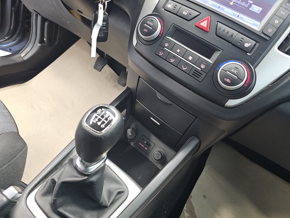 Kia Ceed – Foto 7