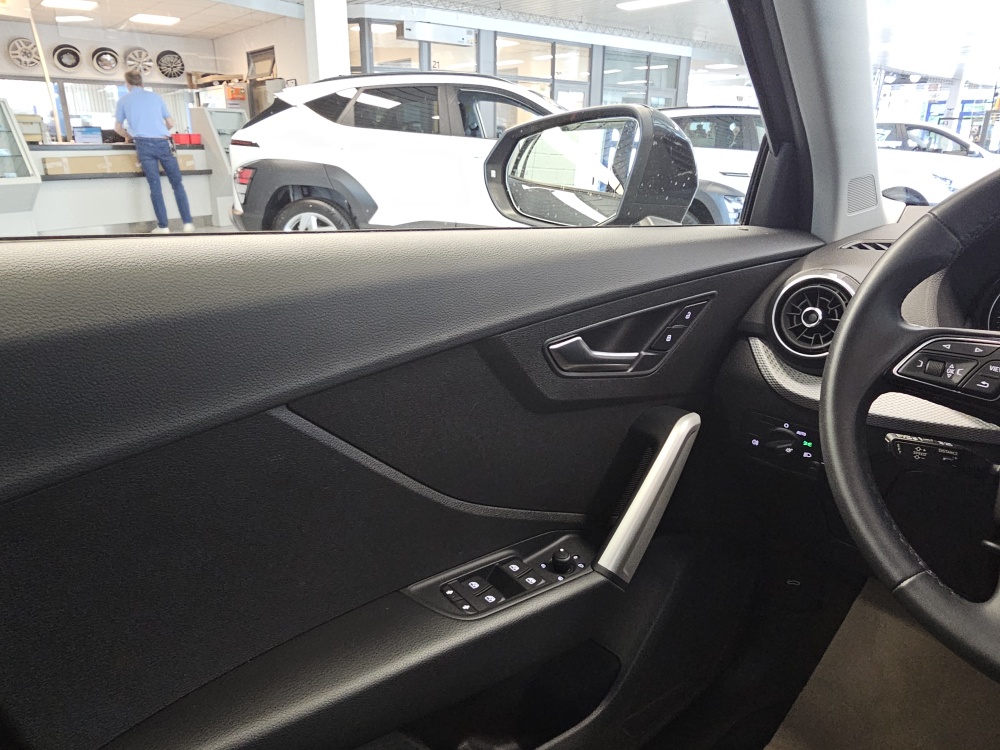 Audi Q2 – Foto 18