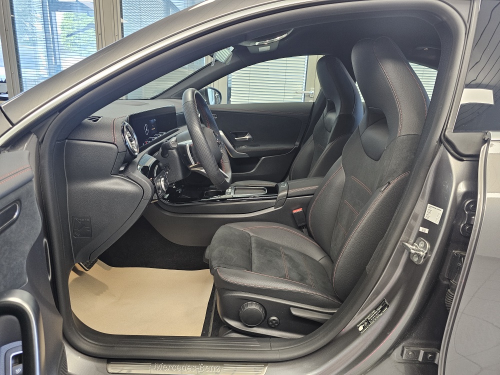 Mercedes-Benz CLA 200 – Foto 28