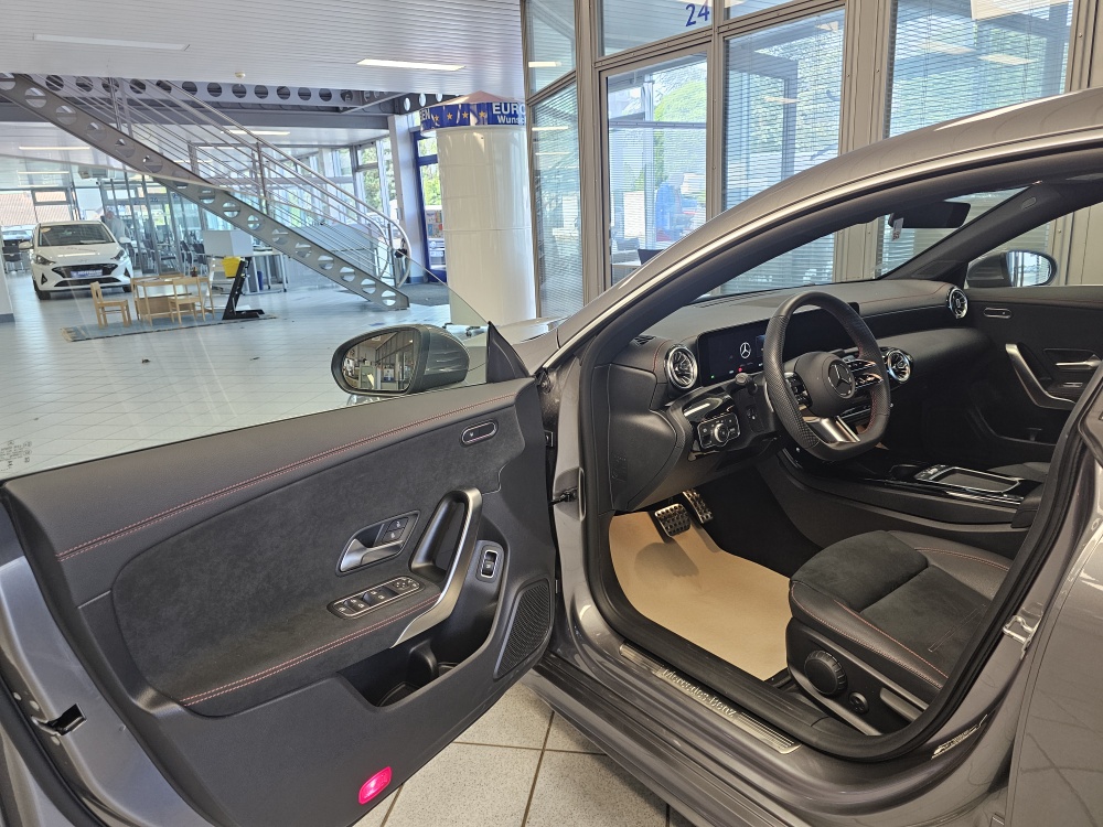 Mercedes-Benz CLA 200 – Foto 30