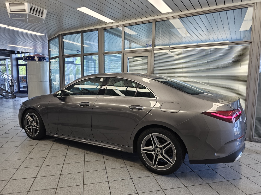 Mercedes-Benz CLA 200 – Foto 31