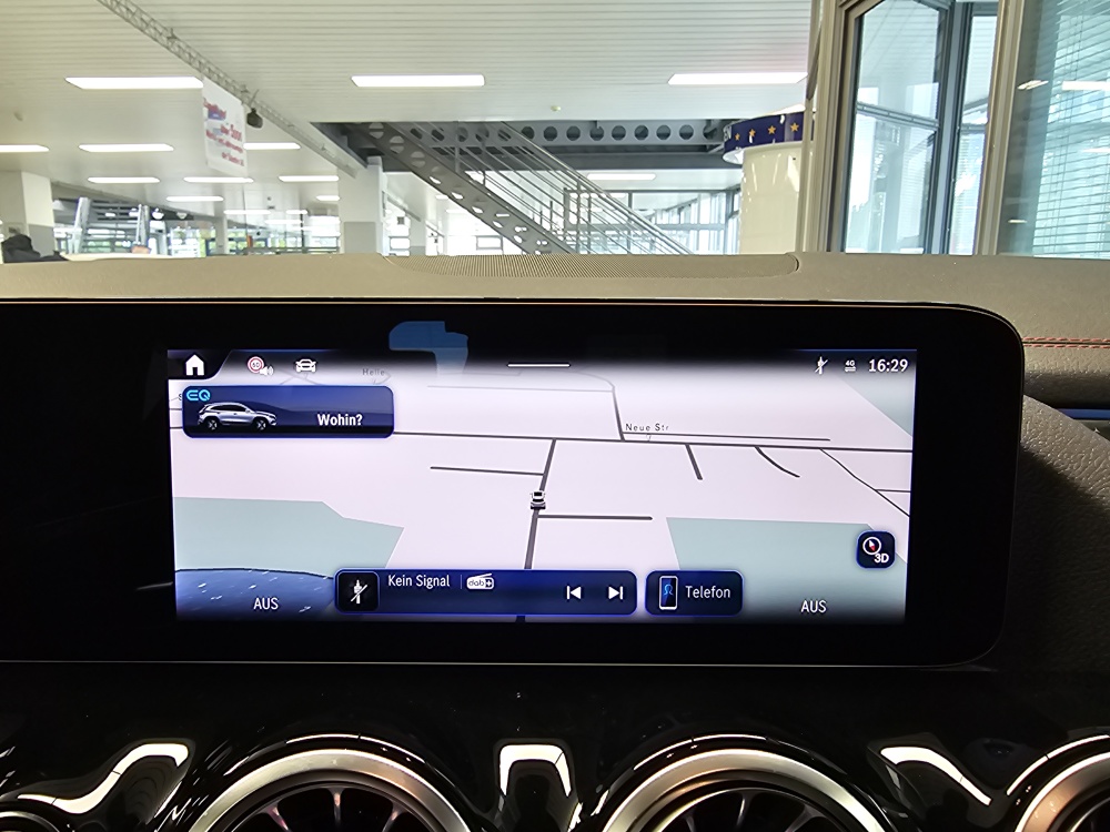 Mercedes-Benz EQA 250+ – Foto 17