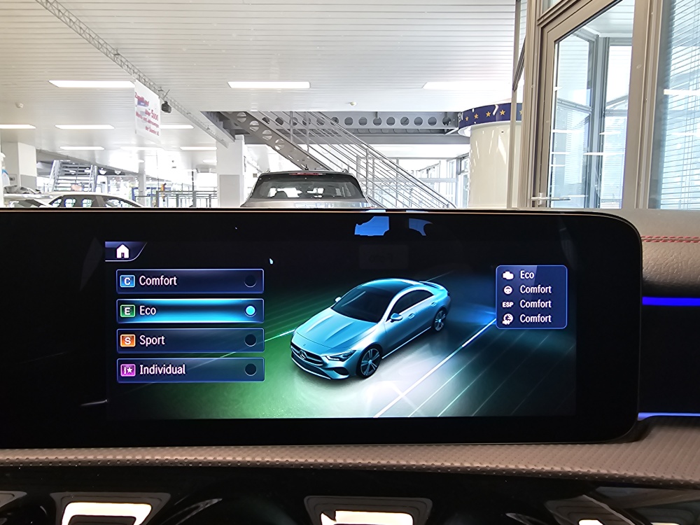 Mercedes-Benz CLA 200 – Foto 20