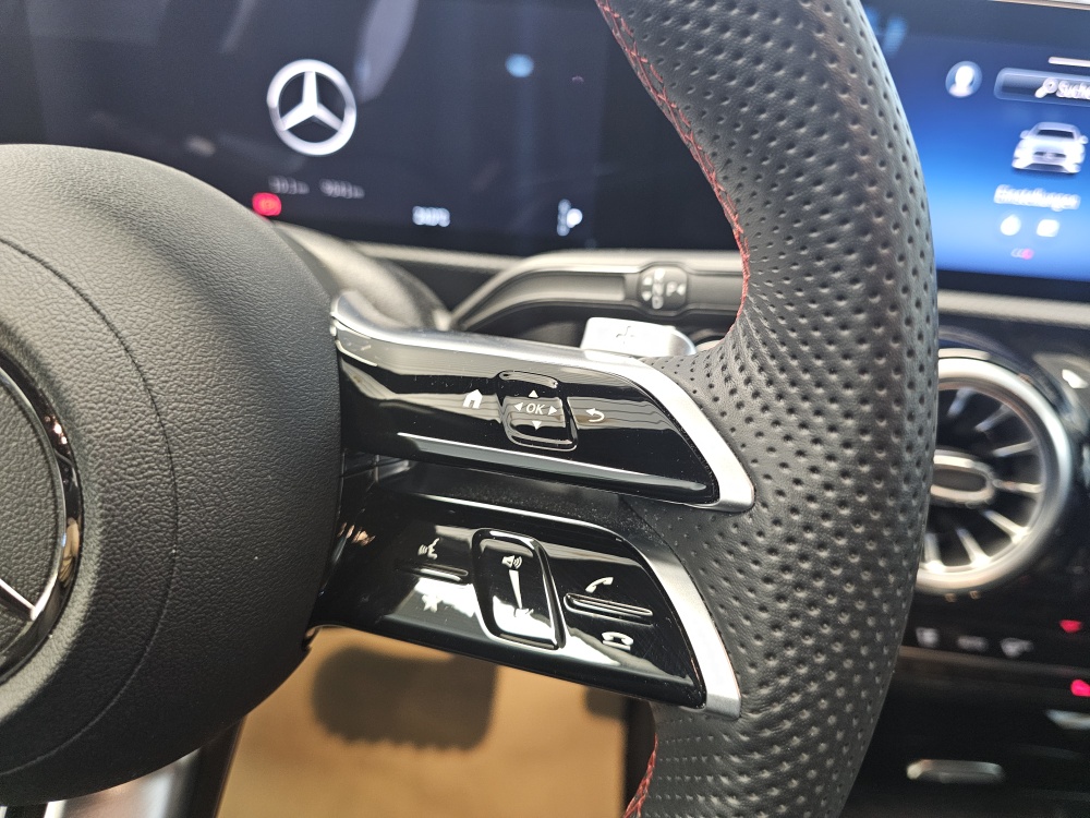 Mercedes-Benz CLA 200 – Foto 21