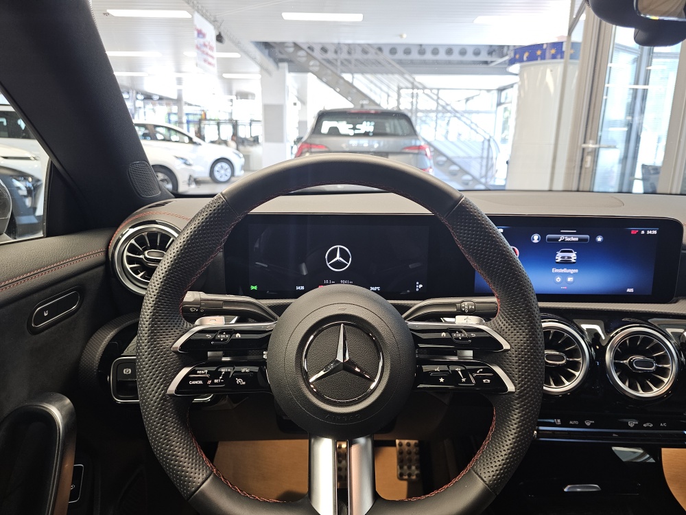 Mercedes-Benz CLA 200 – Foto 24
