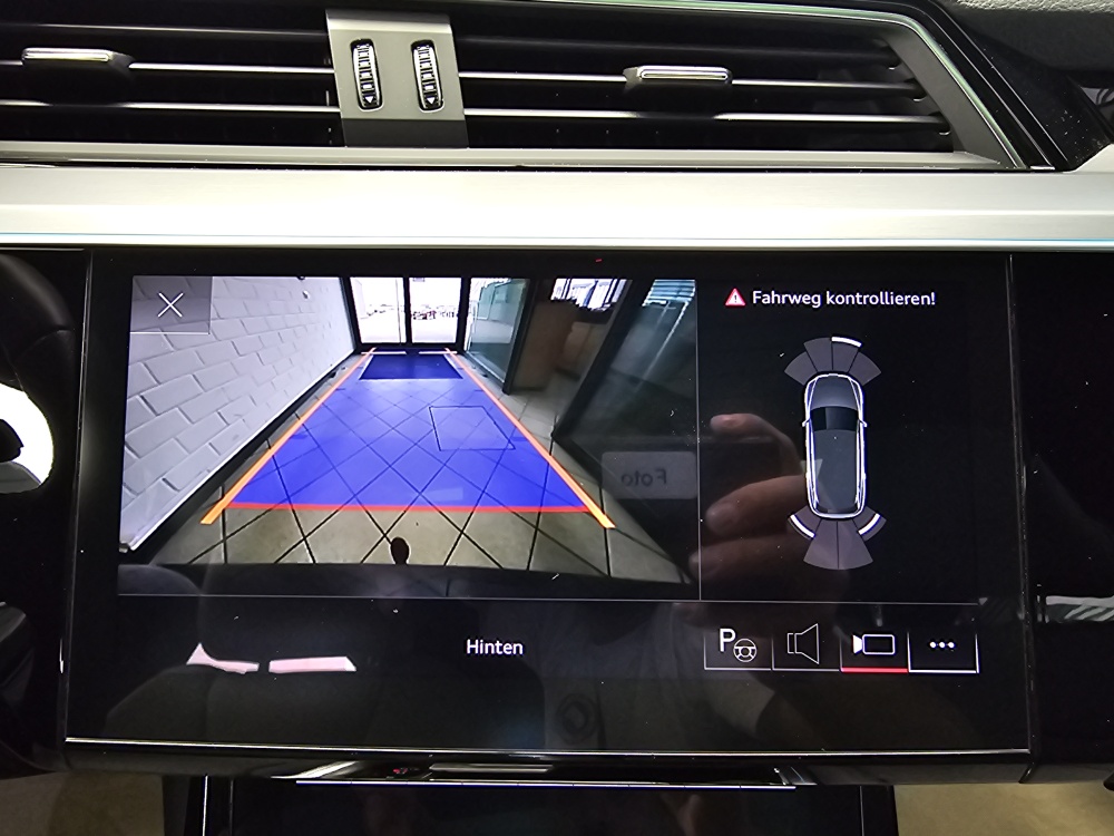 Audi e-tron – Foto 25