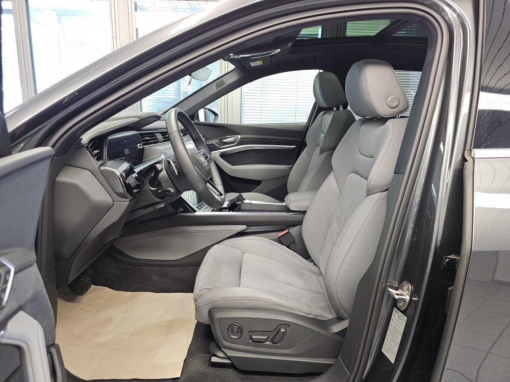 Audi e-tron – Foto 36