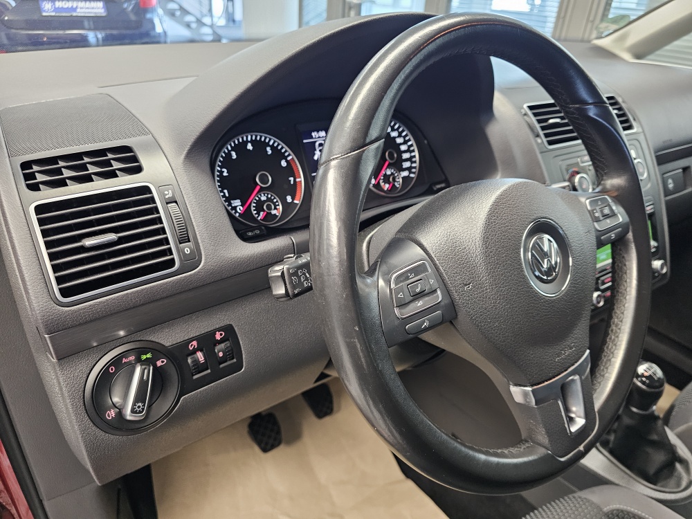 VW Touran – Foto 12