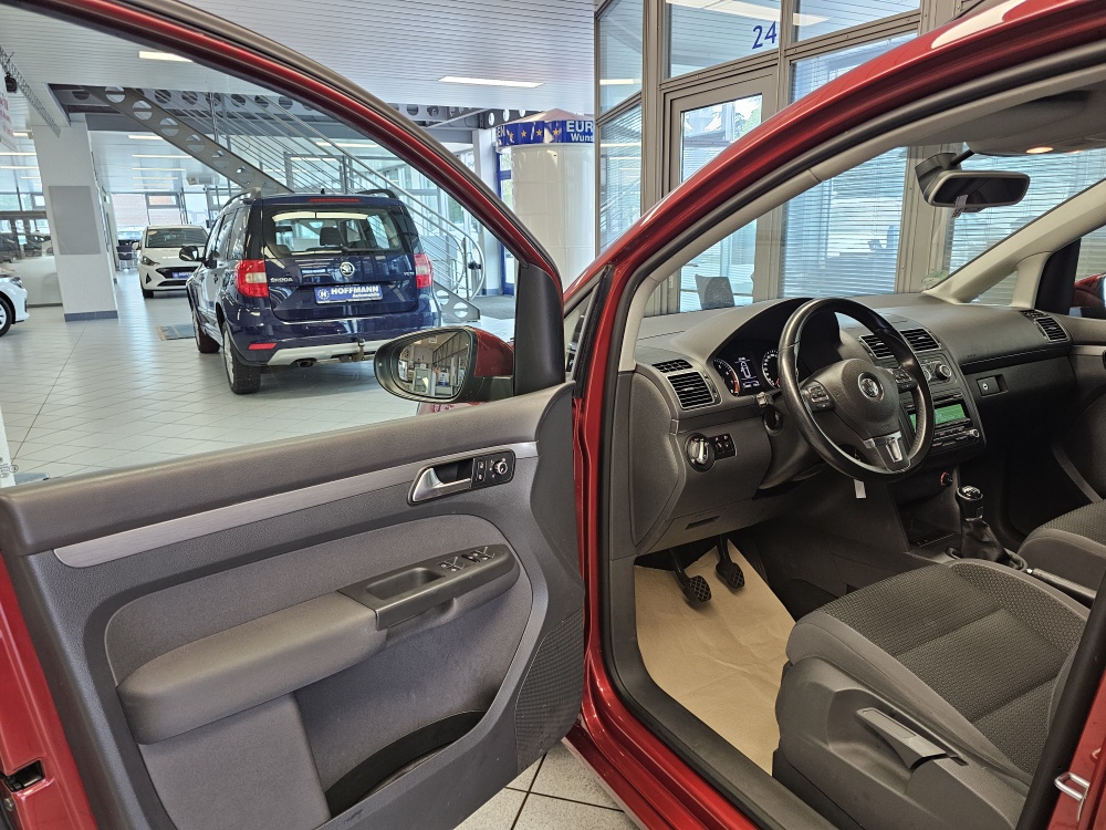 VW Touran – Foto 14