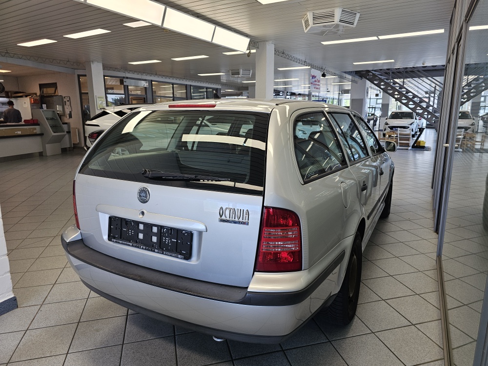 Skoda Octavia Combi – Foto 2