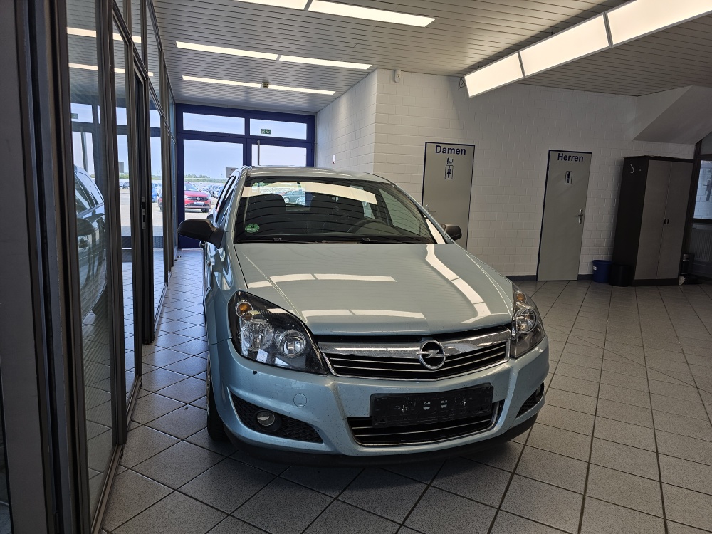 Opel Astra Caravan – Foto 16