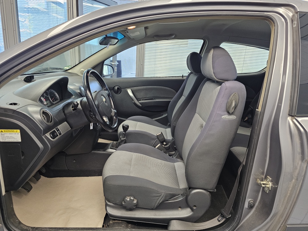 Chevrolet Aveo – Foto 8
