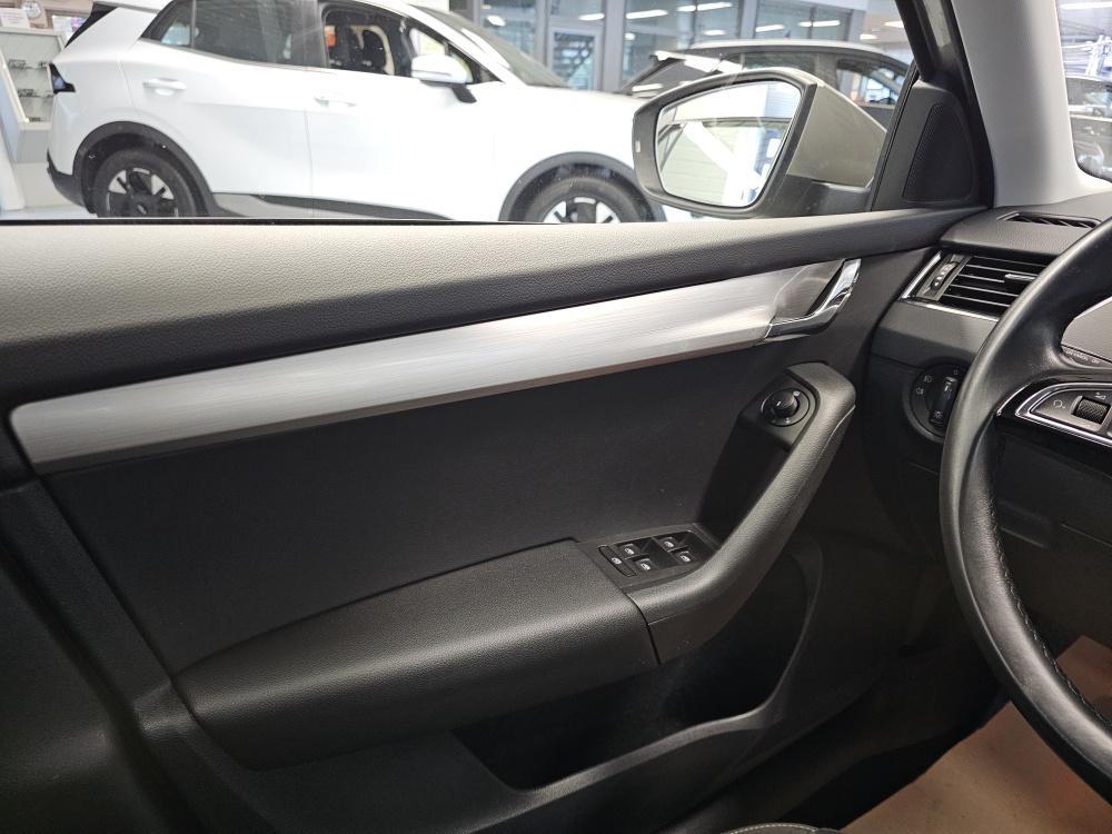 Skoda Octavia Combi – Foto 17