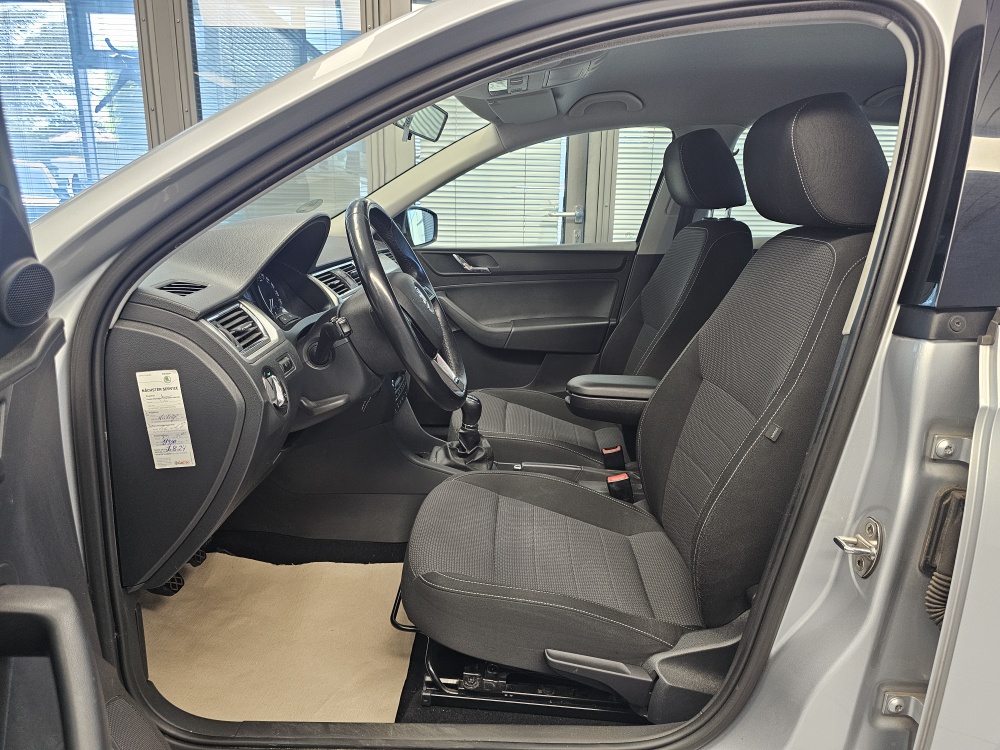 Skoda Rapid Spaceback – Foto 15