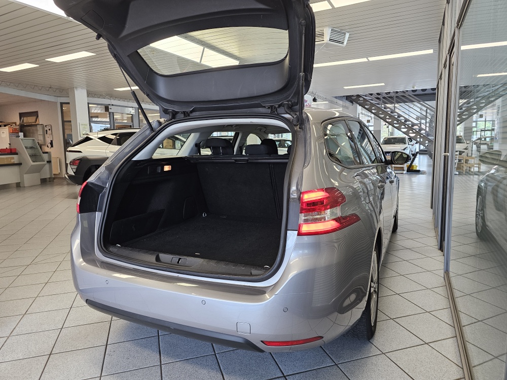 Peugeot 308 SW – Foto 2