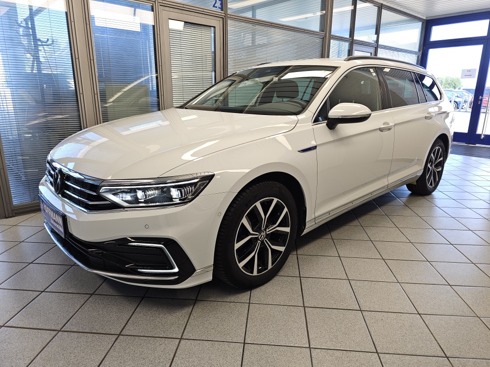 VW Passat Variant – Foto 1