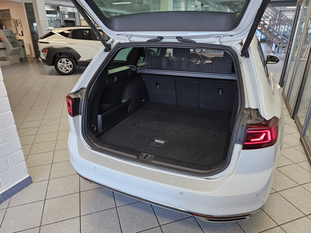 VW Passat Variant – Foto 2