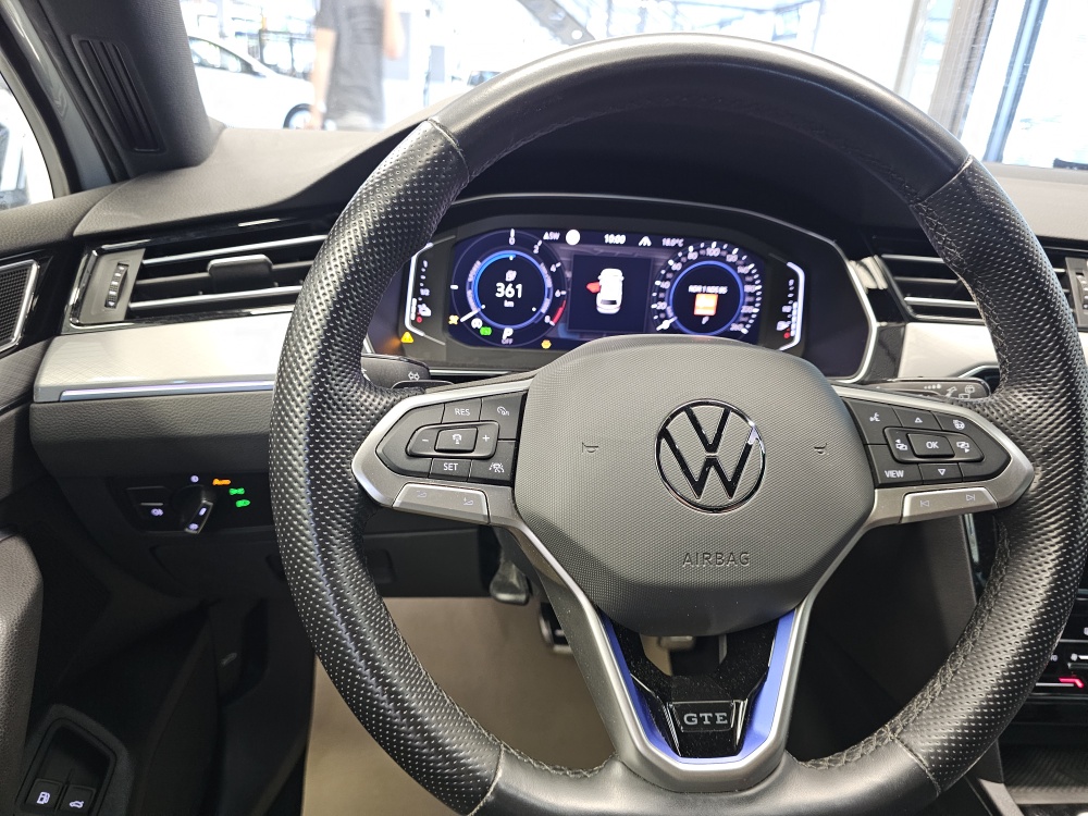 VW Passat Variant – Foto 22