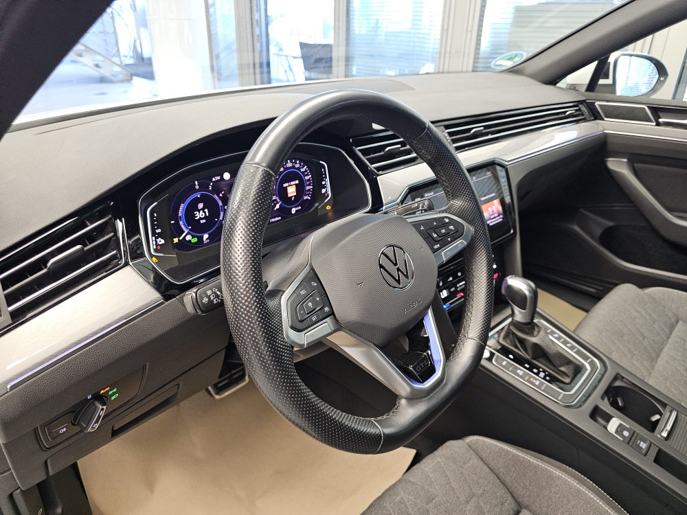 VW Passat Variant – Foto 26