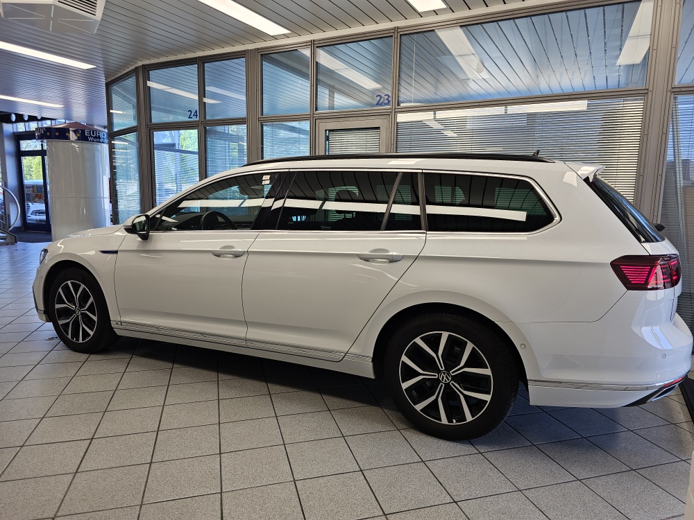 VW Passat Variant – Foto 29
