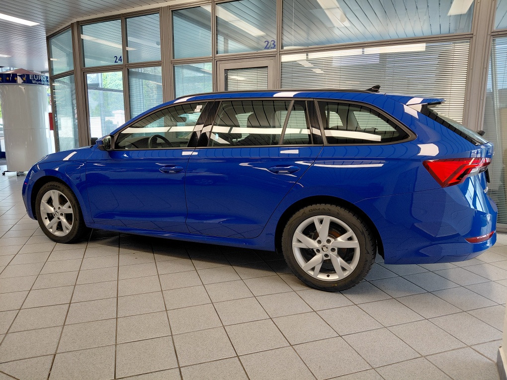 Skoda Octavia Combi – Foto 24
