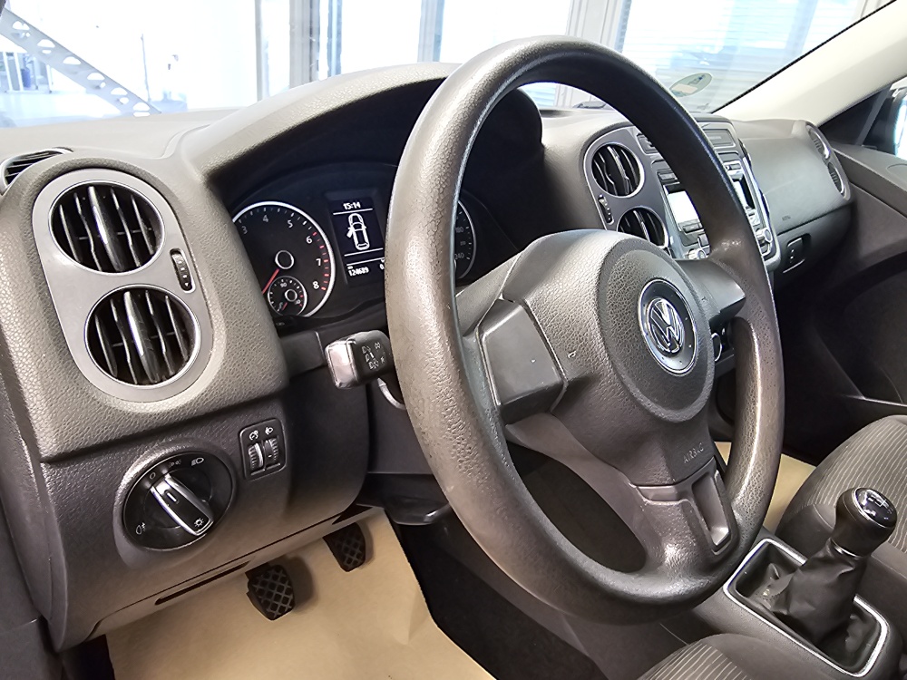 VW Tiguan – Foto 11