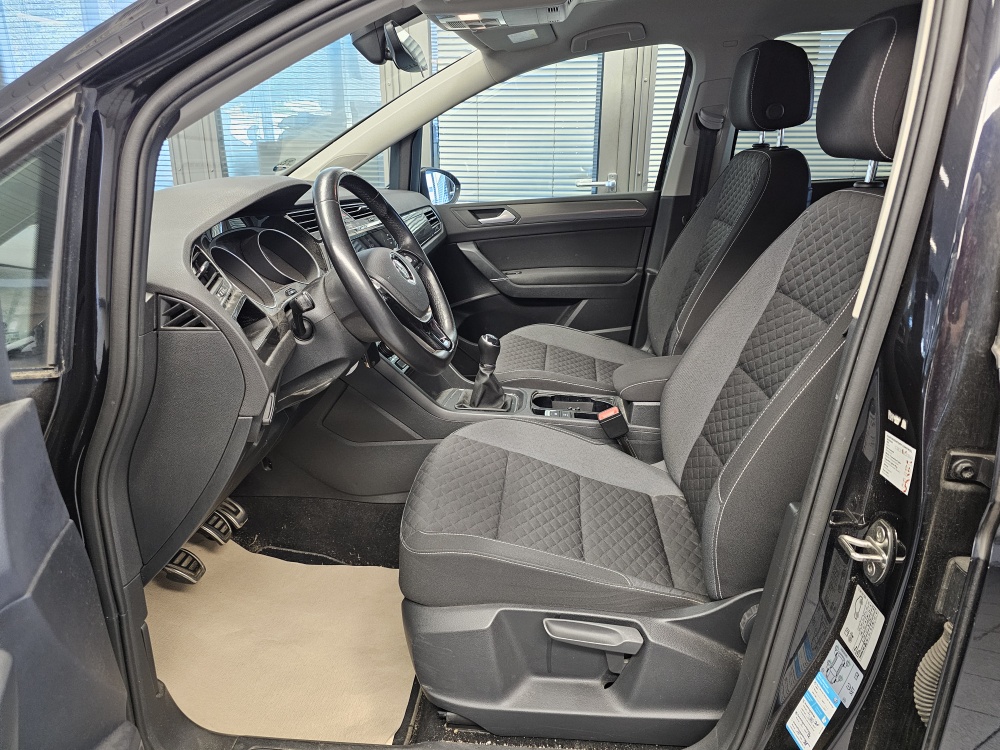 VW Touran – Foto 21