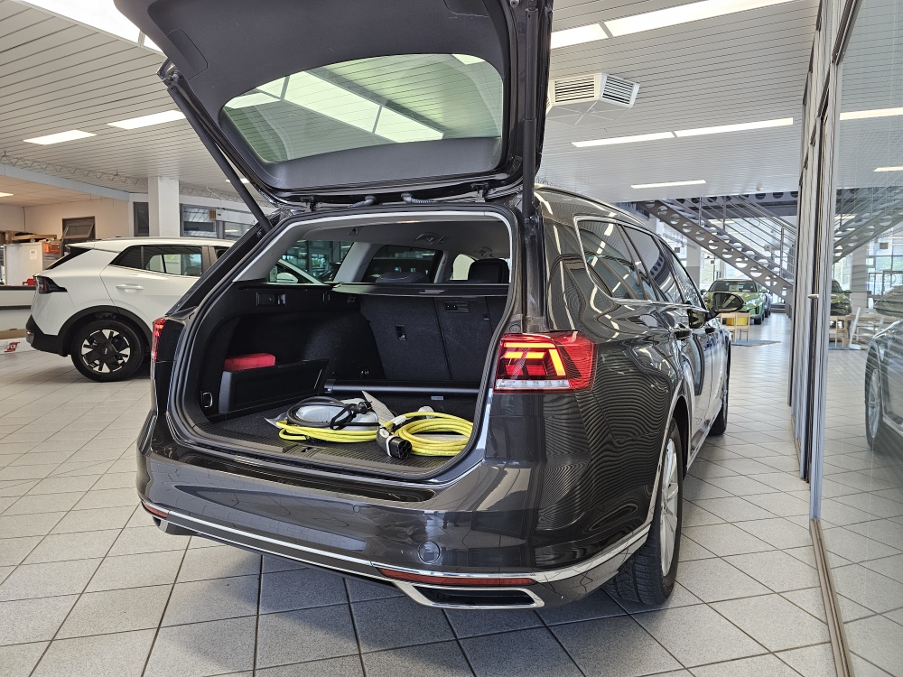 VW Passat Variant – Foto 2