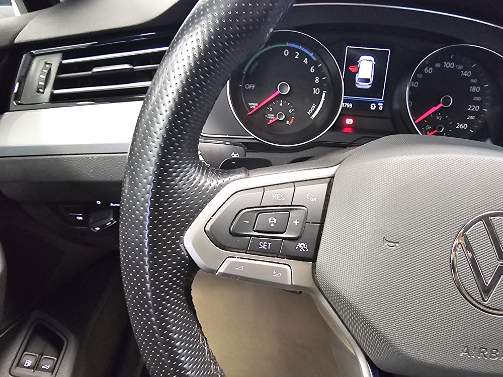 VW Passat Variant – Foto 25