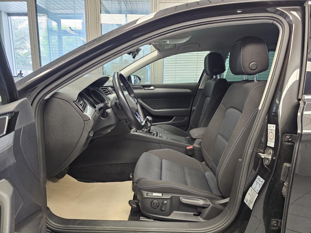 VW Passat Variant – Foto 31