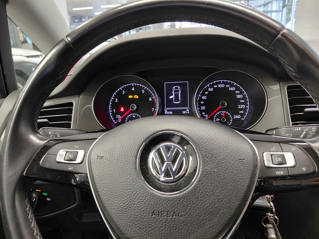 VW Golf Sportsvan – Foto 16