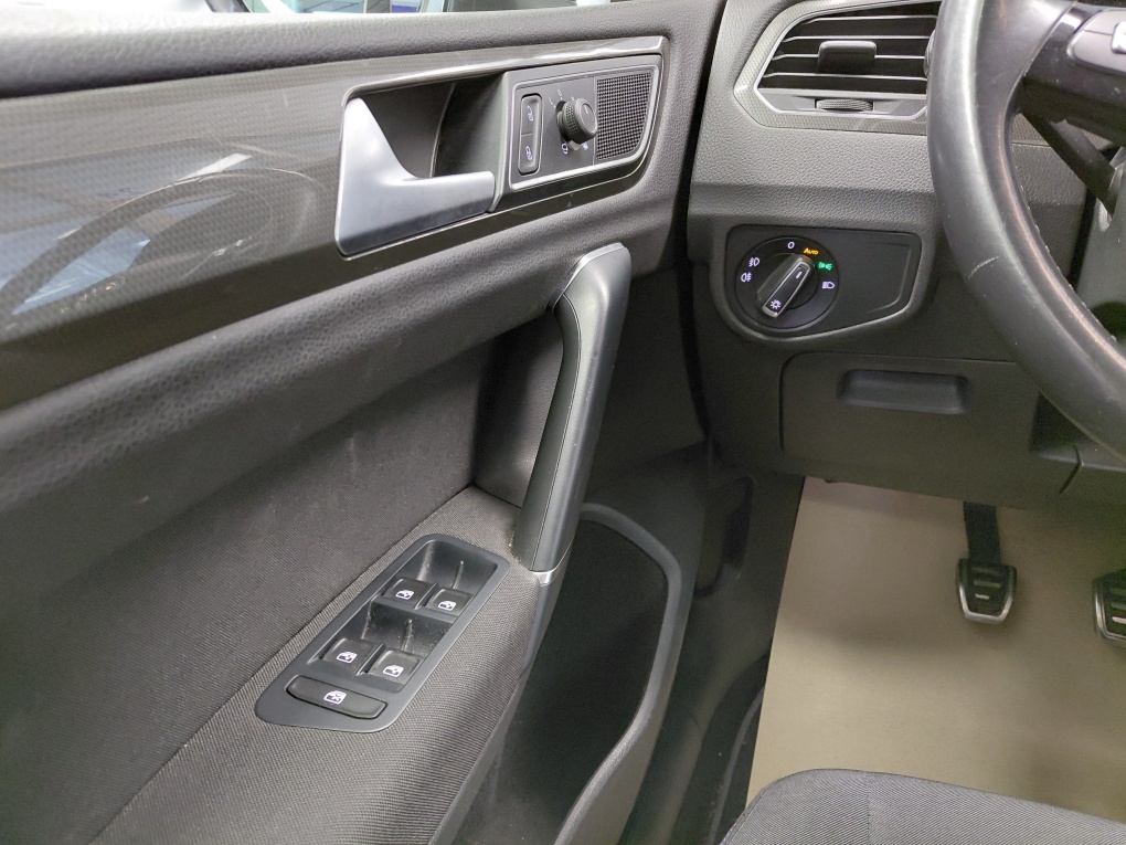 VW Golf Sportsvan – Foto 17