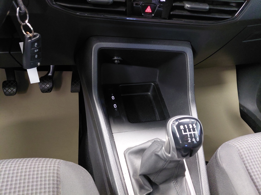 VW Caddy Maxi – Foto 10