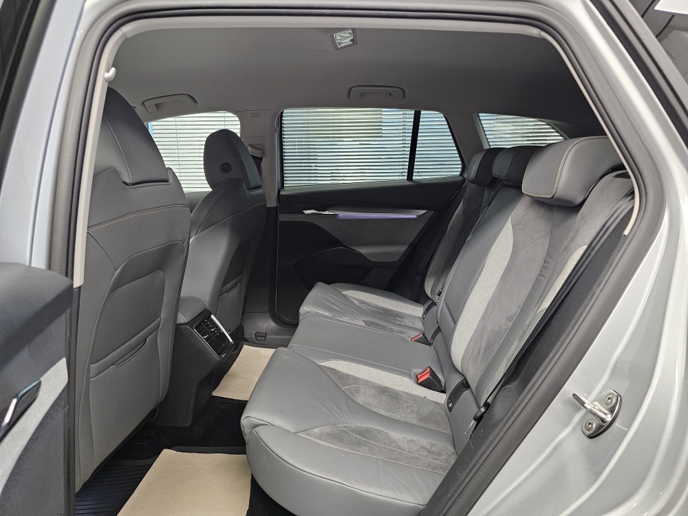 Skoda Enyaq – Foto 6