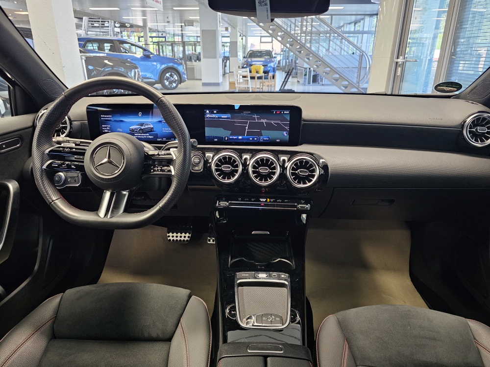 Mercedes-Benz A 200 – Foto 6