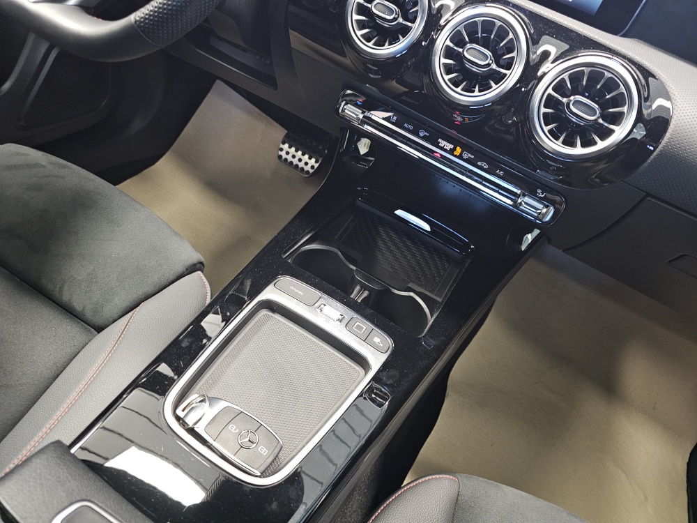 Mercedes-Benz A 200 – Foto 8