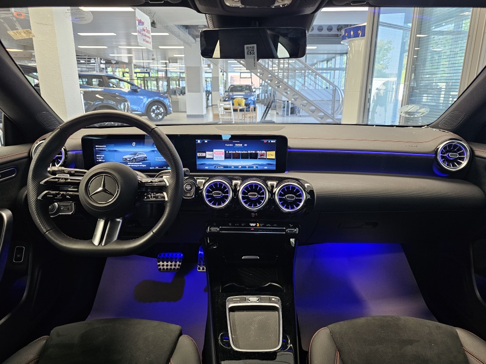 Mercedes-Benz CLA 200 Shooting Brake – Foto 9