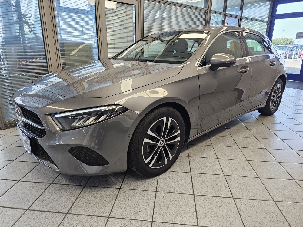Mercedes-Benz A 180 – Foto 1