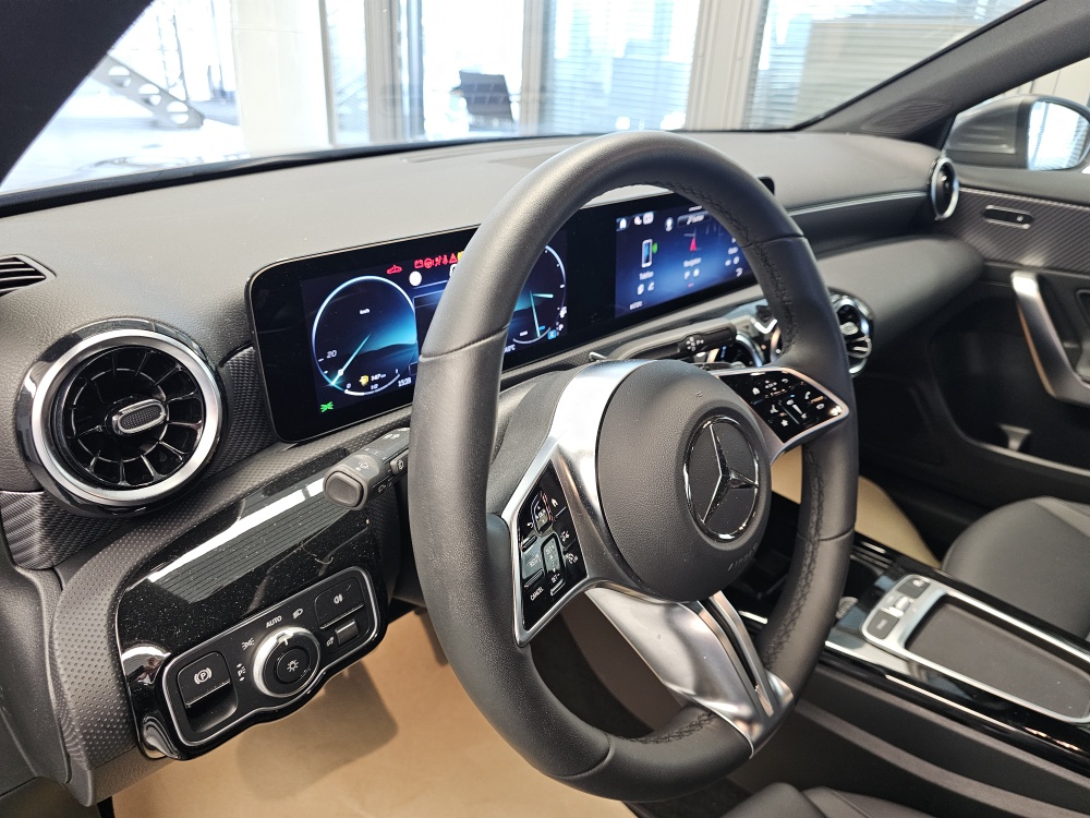 Mercedes-Benz A 180 – Foto 24