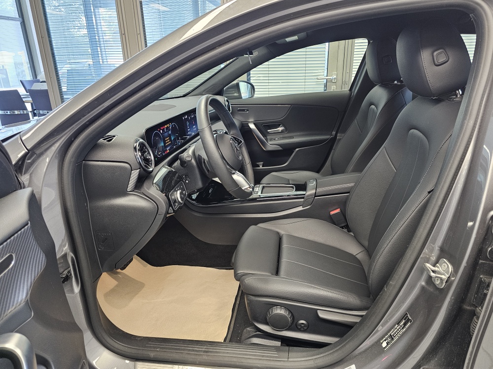 Mercedes-Benz A 180 – Foto 25