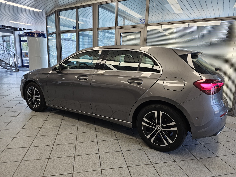 Mercedes-Benz A 180 – Foto 27