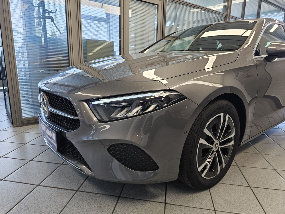 Mercedes-Benz A 180 – Foto 28