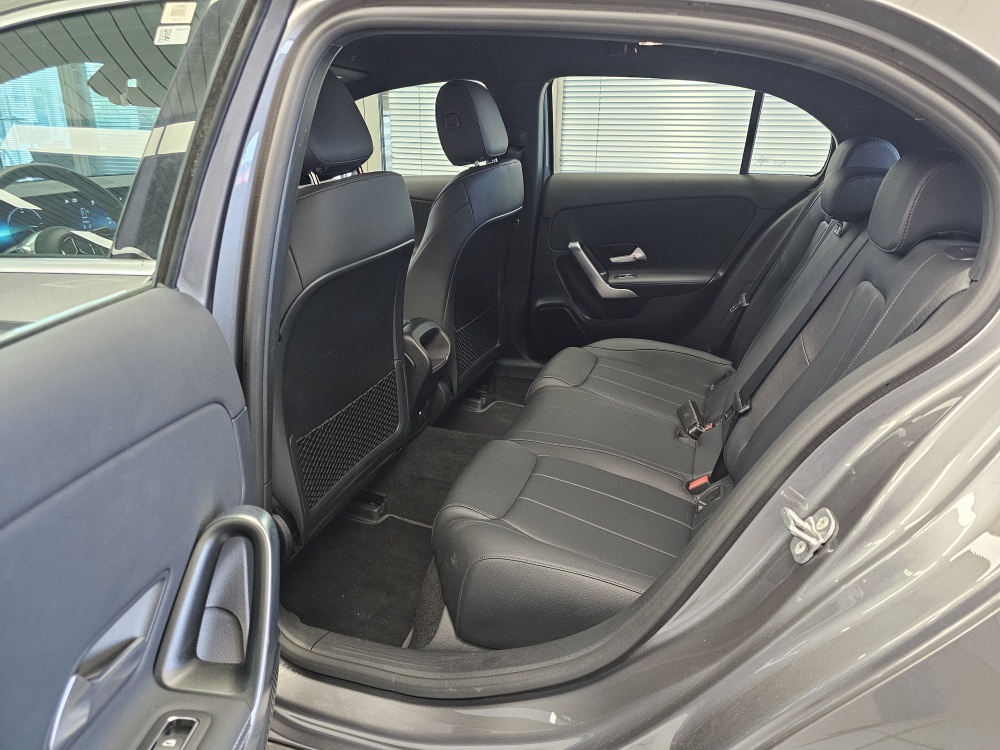 Mercedes-Benz A 180 – Foto 4