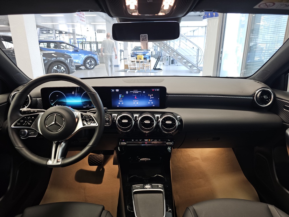 Mercedes-Benz A 180 – Foto 8
