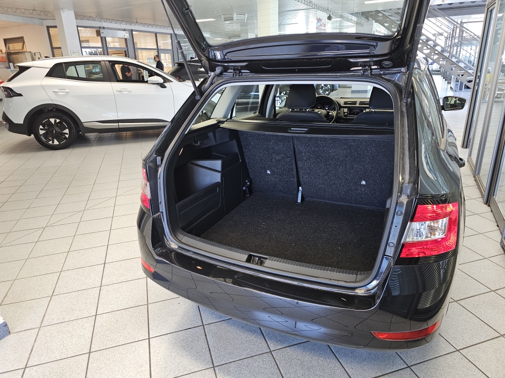 Skoda Fabia Combi – Foto 2